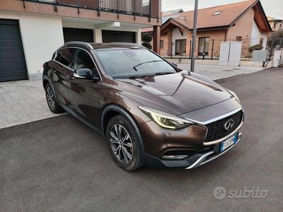 Marrone Usata 2016 Infiniti QX30 Berlina | 9900 €