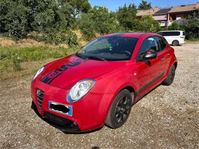 Usata Alfa Romeo GT Junior Distinctive 79 CV (58 kW) 2012 Rosso Berlina