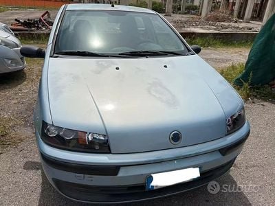 Usata Fiat Punto 60 CV (44 kW) 2001 Blu Utilitaria