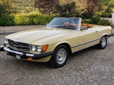 Usata Mercedes SL450 216 CV (158 kW) 1979 Giallo Cabrio