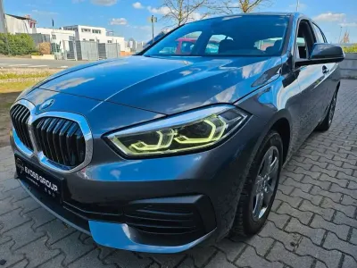 Brugt BMW 118 Advantage 140 HK (102 kW) 2020 Grå Hatchback