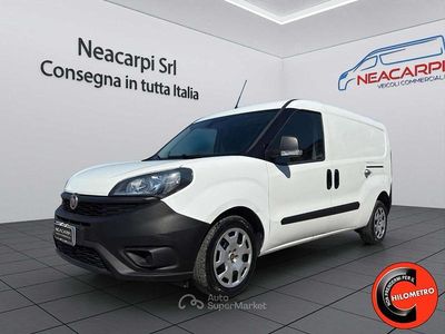 Usata Fiat Doblò 105 CV (77 kW) 2022 Bianco pastello Monovolume