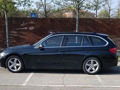 Usata BMW 318 Advantage 150 CV (110 kW) 2018 Nero Station wagon