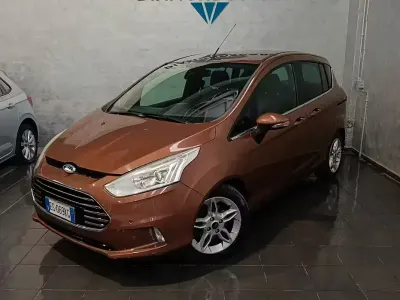 Usata Ford B-MAX 125 CV (91 kW) 2013 Marrone Monovolume