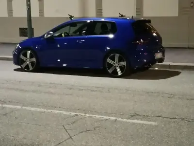 Usata VW Golf VII R 300 CV (220 kW) 2015 Berlina