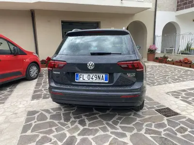 Gebraucht VW Tiguan Business 150 PS (110 kW) 2017 SUV