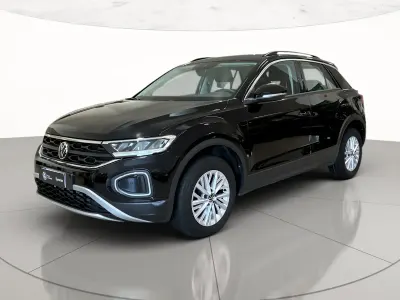 Usata VW T-Roc Life 150 CV (110 kW) 2025 Deep black perlato SUV