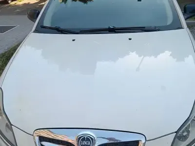 Usata Lancia Delta Gold 120 CV (88 kW) 2013 Bianco Utilitaria