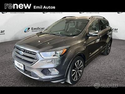 Usata Ford Kuga S 150 CV (110 kW) 2017 Grigio scuro SUV