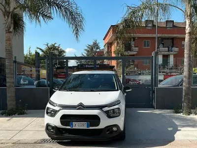Usata Citroën C3 Feel 102 CV (75 kW) 2022 Other Utilitaria