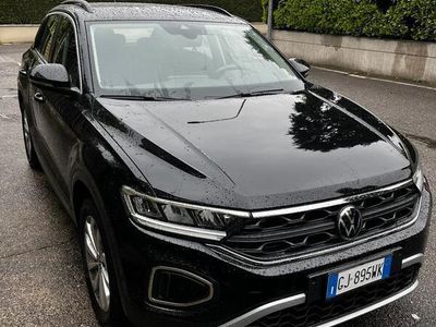Usata VW T-Roc Life 150 CV (110 kW) 2022 Nero SUV
