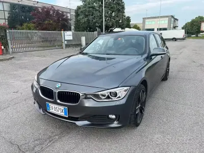 Usata BMW 318 143 CV (105 kW) 2014 Grigio Station wagon