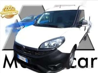 Usata Fiat Doblò Business 95 CV (69 kW) 2021 Bianco Monovolume