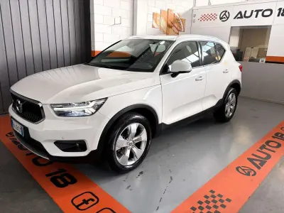Usata Volvo XC40 Business Edition 156 CV (114 kW) 2018 Bianco SUV