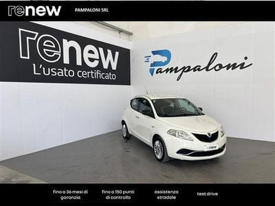 Usata Lancia Ypsilon Gold 69 CV (50 kW) 2016 Beige Utilitaria