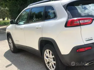 Usata Jeep Cherokee Limited 170 CV (125 kW) 2015 Bianco SUV