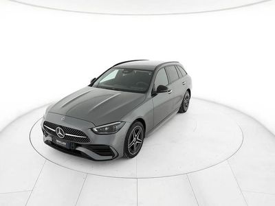 Usata Mercedes E300 Premium Plus 204 CV (150 kW) 2022 Grigio selenite vernice mettallizzata Station wagon