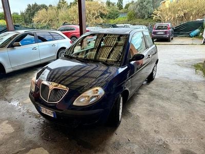 Blu Usata 2005 Lancia Ypsilon Utilitaria | 2400 € (Buon prezzo)