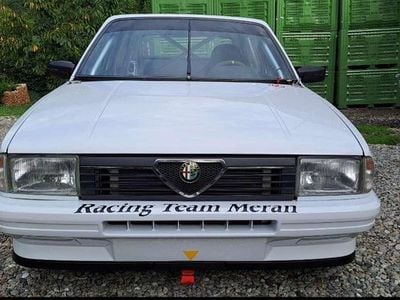Usata Alfa Romeo 33 Quadrifoglio Verde 114 CV (83 kW) 1989 Berlina