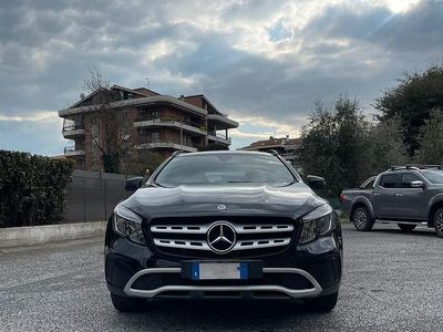 Usata Mercedes 200 605 CV (444 kW) 2017 Nero SUV