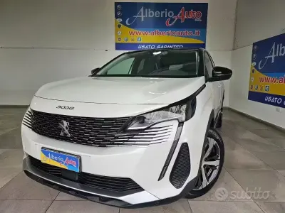 Usata Peugeot 3008 Allure 131 CV (96 kW) 2022 Bianco SUV