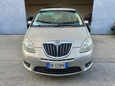 Usata Lancia Musa 78 CV (57 kW) 2009 Argento Monovolume
