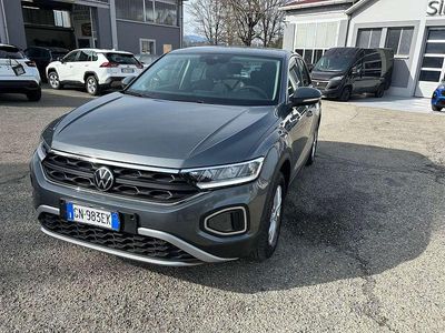 Usata VW T-Roc Style 110 CV (80 kW) 2022 Grigio SUV