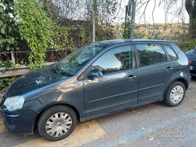 Usata VW Polo 75 CV (55 kW) 2008 Grigio Berlina