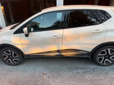 Usata Renault Captur 90 CV (66 kW) 2014 SUV