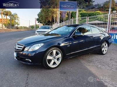Usata Mercedes E350 231 CV (169 kW) 2011 Blu Coupé