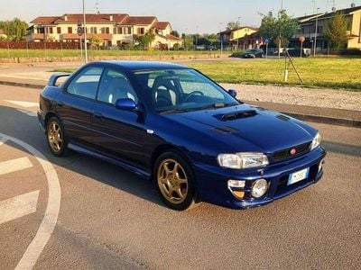 Usata Subaru Impreza GT 218 CV (160 kW) 2000 Blu/azzurro Berlina