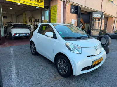 Usata Toyota iQ