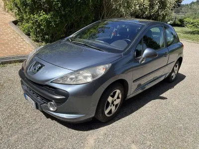 Usata Peugeot 207 88 CV (64 kW) 2007 Grigio Berlina