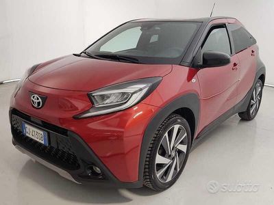 Usata Toyota Aygo X Lounge 72 CV (52 kW) 2022 Rosso SUV