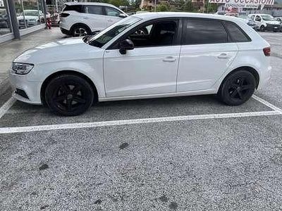 Usado Audi A3 Ambiente 116 CV (85 kW) 2018 Berlina