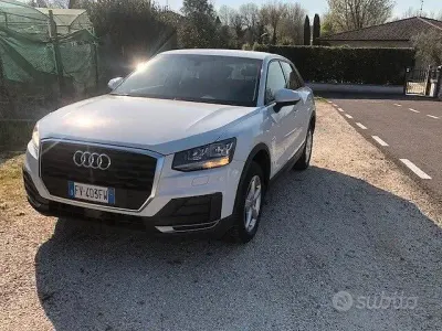 Usata Audi Q2 Business 116 CV (85 kW) 2019 Bianco SUV