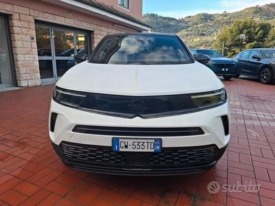 Usata Opel Mokka 101 CV (74 kW) 2024 Bianco SUV