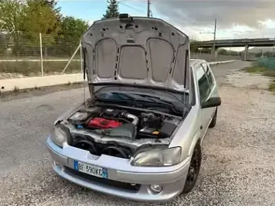 Usata Peugeot 106 Sport 75 CV (55 kW) 1999 Giallo Utilitaria