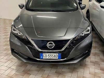 Używany Nissan Leaf N-Connecta 160 kW (218 KM) 2021 Szary Hatchback