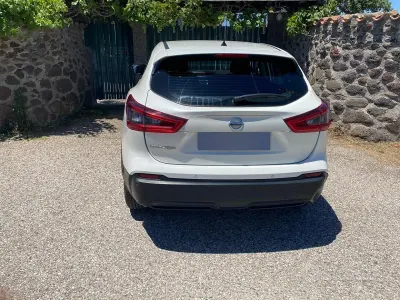 Usata Nissan Qashqai 110 CV (80 kW) 2018 Bianco SUV