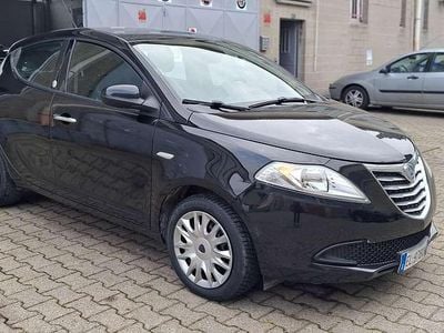 Usata Lancia Ypsilon Silver 69 CV (50 kW) 2012 Nero Utilitaria