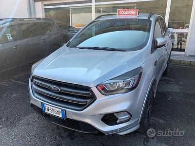 Usata Ford Kuga ST-Line 120 CV (88 kW) 2019 Grigio SUV