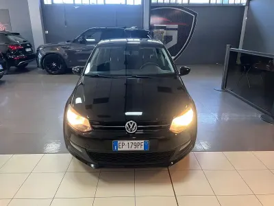 Usata VW Polo Comfortline 69 CV (50 kW) 2012 Nero Utilitaria