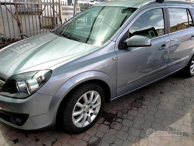 Usata Opel Astra 2006 Grigio Station wagon