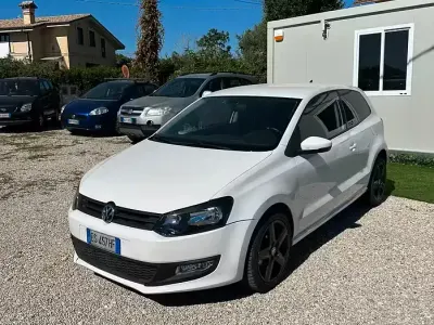 Usata VW Polo Sound 75 CV (55 kW) 2013 Bianco Utilitaria
