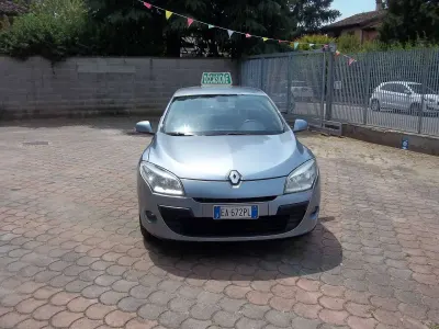 Usata Renault Mégane III 110 CV (80 kW) 2010 Argento Berlina