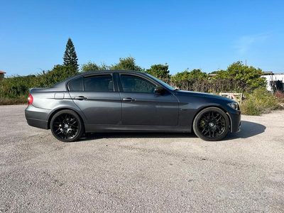 Begagnad BMW 320 177 HK (130 kW) 2008 Sedan