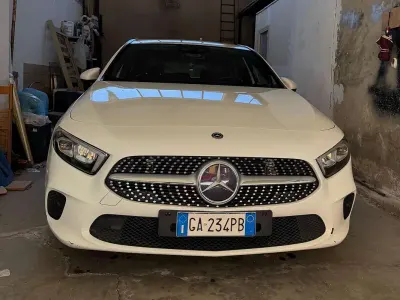 Usata Mercedes 180 Business 116 CV (85 kW) 2020 Bianco Berlina