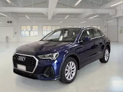 Usata Audi Q3 Sportback Business Plus 200 CV (147 kW) 2021 Blu SUV