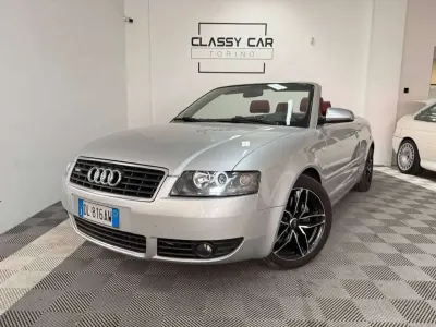 Usata Audi A4 Cabriolet 163 CV (119 kW) 2003 Argento Cabrio